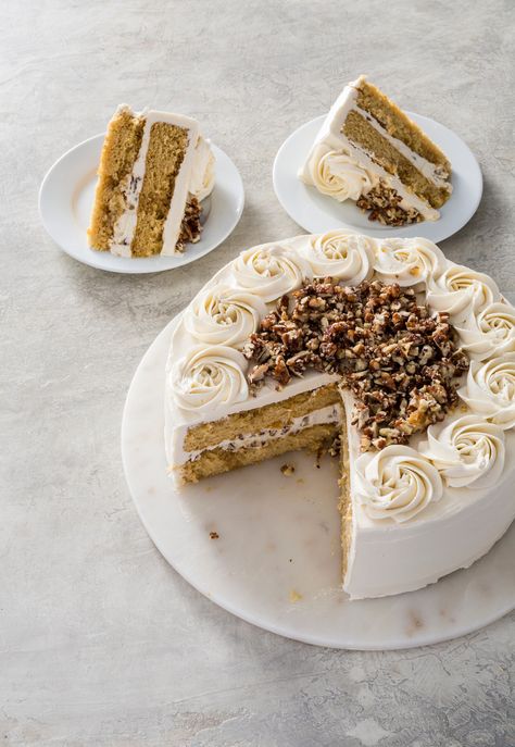 Bourbon, brown sugar, and candied pecans are the winning trifecta in this Kentucky Derby–inspired cake! Praline Cake Recipe, Praline Cake, Donut Toppings, Caramel Chocolate Bar, Cookie Toppings, Caramel Tart, America's Test Kitchen Recipes, Elegant Desserts, America's Test Kitchen