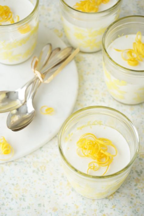 Lemon Fluff, Autoimmune Protocol Recipes, Autoimmune Paleo Recipes, Aip Desserts, Aip Paleo Recipes, Autoimmune Diet, Paleo Sweets, Gaps Diet, Lemon Pudding