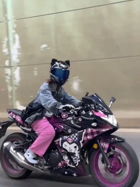 Hello Kitty Bike, Motorcycle Baby, Pink Motorcycle, Image Moto, Motorcross Bike, Bike Aesthetic, Custom Sport Bikes, Pink Bike, Motorcycle Aesthetic