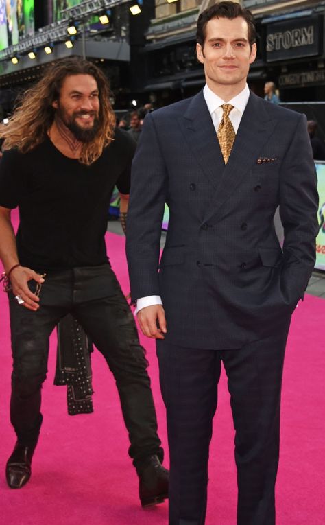 Men In Suits, Jason Momoa Aquaman, Danny Ocean, Jesse Metcalfe, Avan Jogia, Ryan Guzman, Taylor Kitsch, Karl Urban, Joe Manganiello