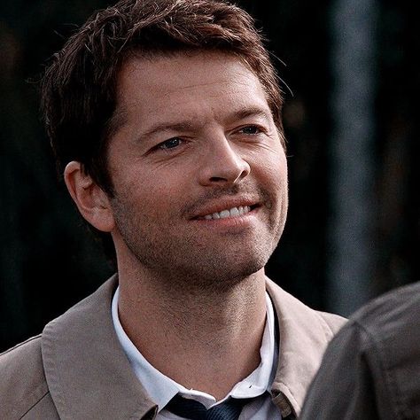 Castiel Aesthetic, Castiel Angel, Castiel Supernatural, Supernatural Pictures, Winchester Supernatural, Supernatural Destiel, Supernatural Memes, Odaiba, Supernatural Cast