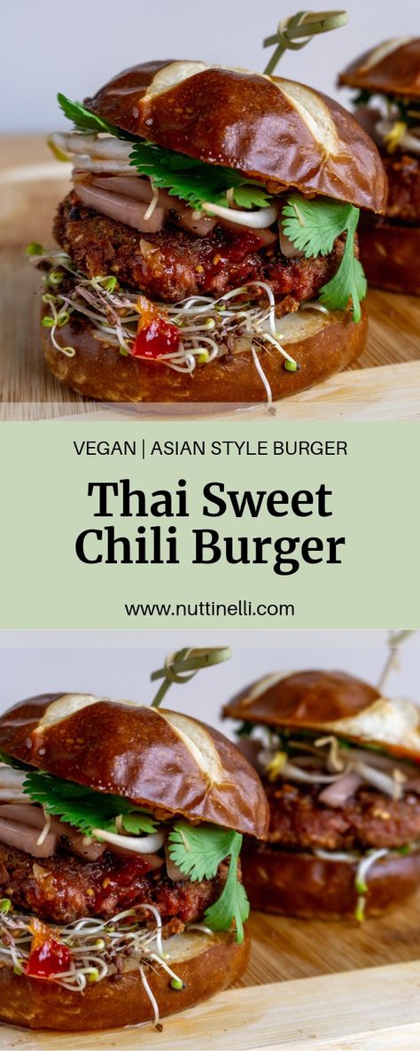 Chili Burgers, Thai Burger, Chili Burger, Vegan Burger Recipe, Vegan Asian Recipes, Vegan Burger, Vegan Burgers, Vegan Sandwich, Burger Recipe