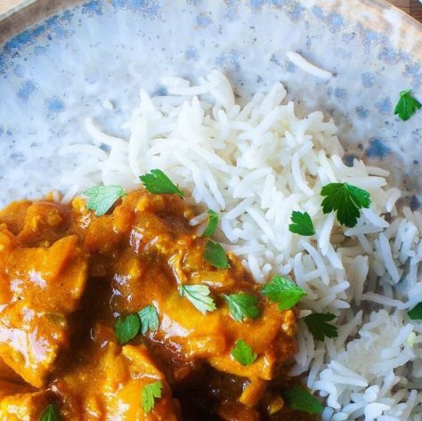 smitten kitchen on Instagram: "A shout-from-the-rooftops, last-recipe-you'll-ever-need-for chicken curry adapted from @chetnamakan. Not to oversell it or anything, we just love it that much -- and you can finish it in under an hour. // Chicken Curry on smittenkitchen.com or linked in profile. In more detail: Go to my profile. Click the link "smittenkitchen.com/instagram" Click the photo for the recipe you want and it will take you to it." Smitten Kitchen, Asian Flavors, Linked In Profile, Chicken Curry, Rooftops, Curry Chicken, My Profile, Family Dinner, The Recipe