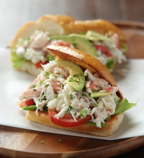 Crab Sandwich Recipe, Crab And Avocado, Avocado Rolls, Seafood Sandwiches, Crab Sandwich, Crab Rolls, Avocado Roll, Classic Grilled Cheese, Avocado Sandwich