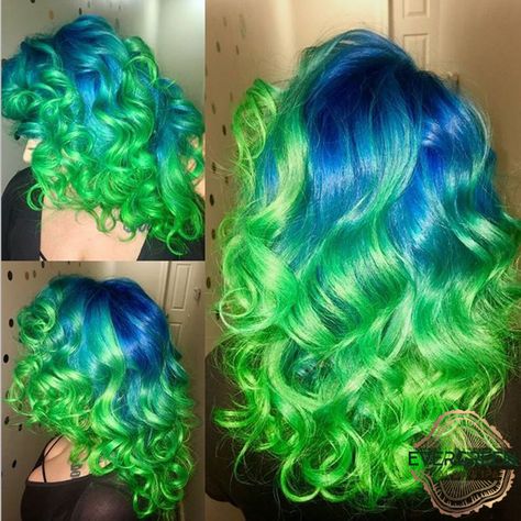 Green blue ombré balayage color hair curls medium length Hair Curls Medium Length, Andrea Thomas, Ombré Balayage, Blue Roots, Hair Curls, Balayage Color, Ombre Balayage, Color Hair, Blue Ombre