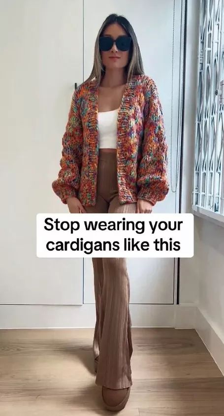 Are you looking for a fresh way to wear your cardigan? Then try out this super quick cardigan hack with no special supplies that I’ve been loving lately. Styling Oversized Cardigans, Styling A Cardigan Outfit Ideas, Cardigan Outfits Black Women, How To Wear Cardigans Ideas, Cardigan Hacks Ideas, What To Wear Under A Cardigan, Dresses With Cardigans, Trendy Cardigan Outfit, Cardigan Hacks