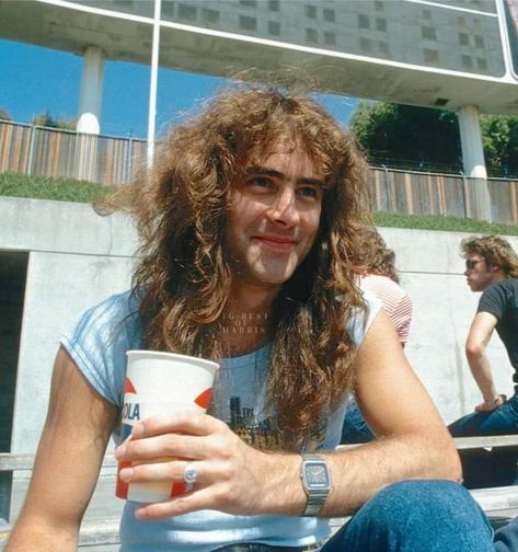 best of steve harris on Instagram: “just a reminder that the burning is officially out! here's steve in 1982💕  #steveharris #stephenpercyharris #britishlion #theburning…” Steve Harris 80s, Clive Burr, Steve Harris, Rock Musicians, Emmylou Harris, Bruce Dickinson, Musica Rock, Rock And Roll Bands, The Burning