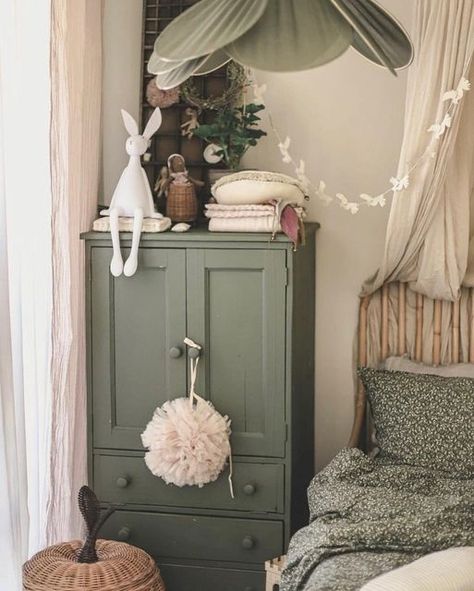 French boutique for baby home you 🥐 on Instagram: "Perfect balance … soothing calming colours mixed with sweet little things that spark a little curiosity and fun 🍃It doesn’t need to be costly, it just needs some thought, and a reflection of your story, the things that influence you 🤍. . Beautiful image @melissalorene.stylist 🧚. . #Dreamyrooms #kidsstyle #kidsroomideas #kidsroomstyling #nurseryinspo #decorforkids #garboandfriends #kidsbedding #interiordesign #calmingspaces #poeticspaces #hou Whimsical Nursery Girl, Bunny Lamp, Baby Room Inspiration, Kids Room Inspiration, Toddler Rooms, Girl’s Room, Toddler Bedrooms, Kids Interior, Big Girl Rooms