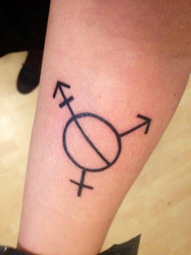 The transgender symbol with a line through the middle to represent agender people as well. Trans Guy Tattoo Ideas, Trans Support Tattoo, Trans Pride Tattoo Ideas, Tattoos Trans, Trans Symbol Tattoo, Transgender Tattoo, Trans Symbol, Testosterone Injections, Transgender Symbol