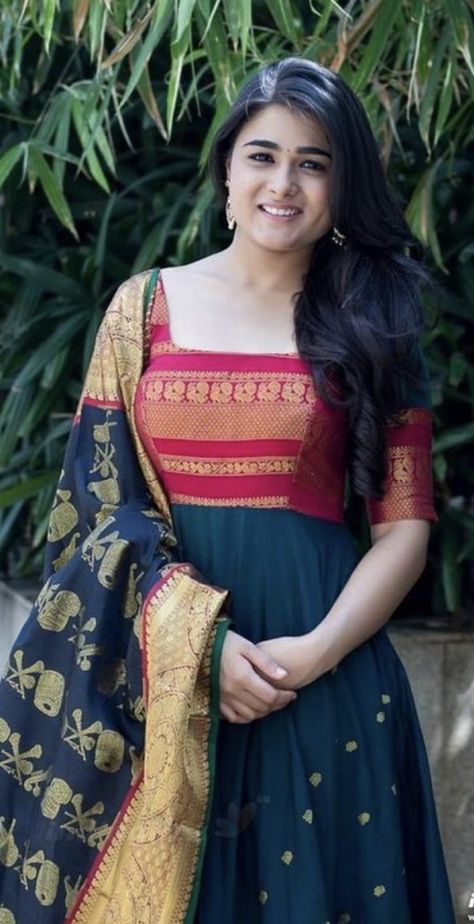 Shalini Pandey, Stock Market Courses, Wish You Happy Birthday, Latest Songs, Dark Brown Eyes, Comedy Films, Girls High, Movie List, Good Afternoon