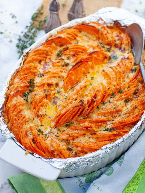 Best Potato Au Gratin Recipe, Dinner Ideas Sweet Potato, Great Thanksgiving Side Dishes, Cheesy Sweet Potato, Sweet Potatoes Au Gratin, Layered Sweet Potato Casserole, Unique Sweet Potato Recipes Thanksgiving Sides, Casseroles For Thanksgiving Dinner, Sweet Potato Christmas Recipes