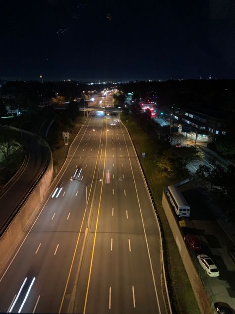 Highway Aesthetic, Midnight Aesthetic, Aesthetic Buildings, City Dark, Building Aesthetic, Night Vibes, City Car, Night Aesthetic, City Skyline