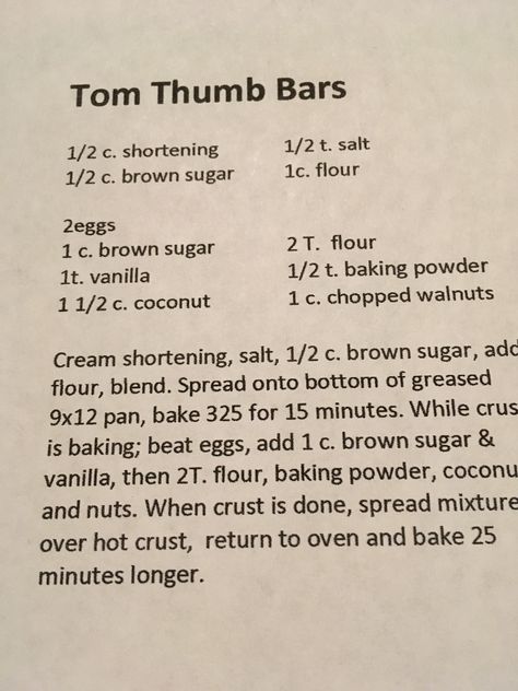 Ton Thumb Bars Tom Thumb Cookie Bars, Tom Thumb, Recipes Christmas, Cookies Recipes, Cookies Recipes Christmas, Vintage Recipes, Cookie Bars, Christmas Food, Brown Sugar