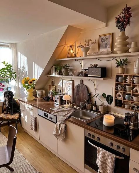 Aesthetic Stove, Kitchen With Chimney, Inspo Drawing, Cottage Core Kitchen, Cottage Kitchen Decor, Pottery Decoration, Mood Style, Apartment Goals, Charming Cottage