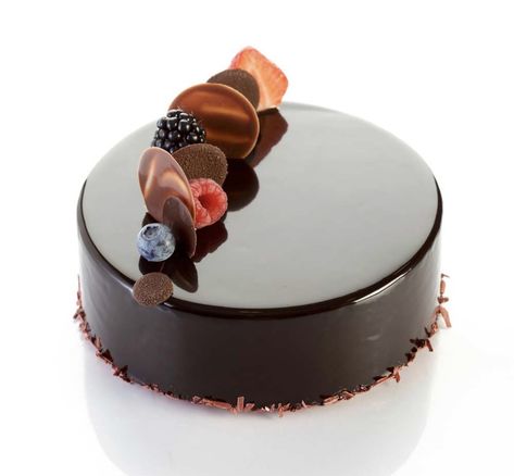 Chocolate Mirror Glaze Cake Decoration, Chocolate Glaze Cake Decoration, Chocolate Mirror Glaze Cake, Mirror Glaze Cake Decoration, Chocolate Glaze Cake, New Cake Design, Chocolate Mirror Glaze, Cake Styles, Glaze Cake