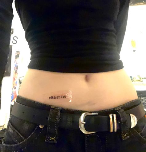 Cliche Tattoo, Elliot Smith, Tattoo Memes, Ant Tattoo, Elliott Smith, Funky Tattoos, Cute Little Tattoos, Nail Tattoo, Body Stickers