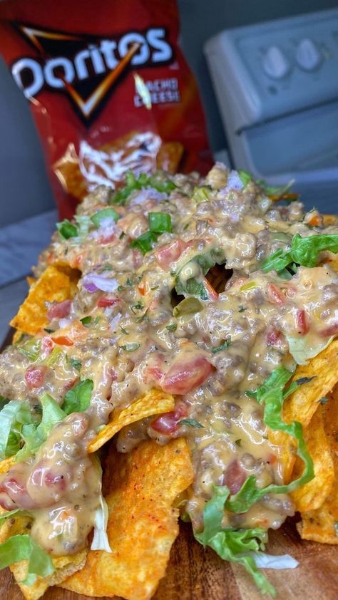 154K views · 26K reactions | 🗣️Rotel Doritos Nachos🔥 #rotel #roteldip #doritos #nachos #foodporn #foodphotography #foodie #foodgasm #blackfoodie #blackfoodbloggers #goodeats #explorepage #explore #blackfoodlife #blackfoodiefinder #nachocheese #appetizers #snacktime #dinnerideas #dinnerrecipes #lunchtime #lunchinspo #lunchideas @doritos | Tasha Robinson | tashaliana · Original audio Rotel Dorito Nachos, Stuffed Rotel Nachos, Loaded Doritos Nachos, Rotel Fries, Rotel Nachos, Dorito Nachos, Nacho Doritos, Mexican Snack Foods, Rotel Dip