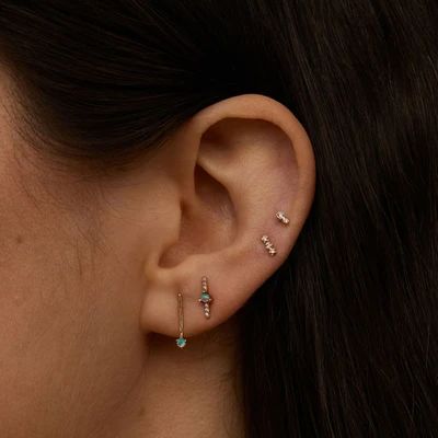 Unique Ear Piercings, Delicate Fine Jewelry, Bar Earring, Blue Sapphire Studs, Butterfly Earrings Gold, Diamond Stacks, Opal Studs, Diamond Drops, Bar Earrings