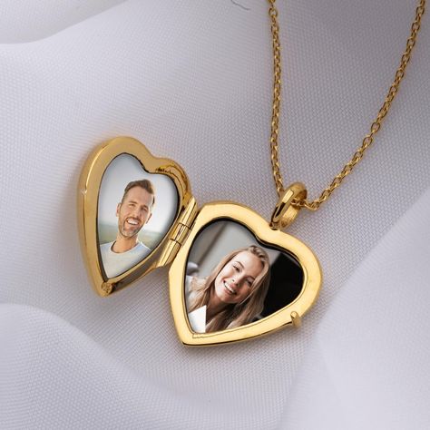 A gold heart locket with diamond Photo Gold Locket, Gold Pendants For Men, Locket Necklaces, Diamond Locket, Gold Pendent, Pooja Items, Gold Heart Locket, Gold Locket Necklace, Silver Pooja Items