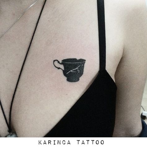 Cup Of Tea Tattoo, Kintsugi Tattoo, Under Breast Tattoo, Tea Tattoo, Cup Tattoo, Beauty And Beast, Knee Tattoo, Tattoo Project, Hot Tattoos