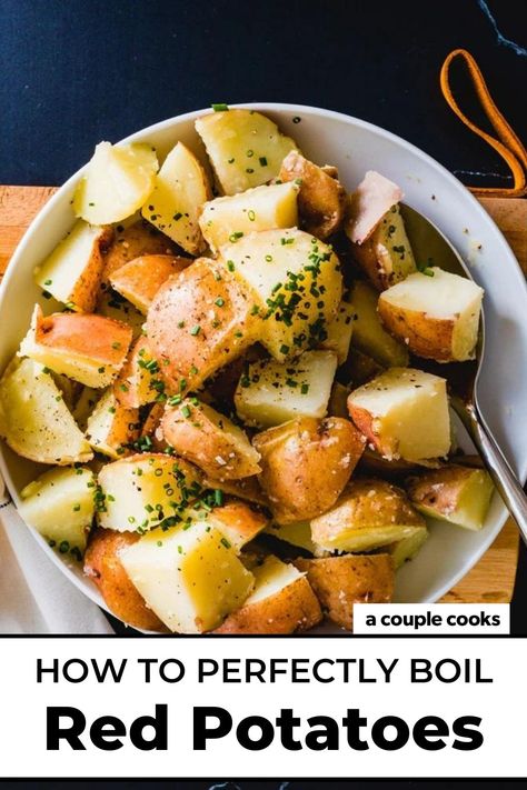 Dairy Free Recipes Thanksgiving, Boil Red Potatoes, Potato Recipes Vegetarian, Red Skin Potatoes Recipe, Potatoes With Herbs, Boiled Red Potatoes, Red Potatoes Recipe, Recipes Dairy Free, Recipes Plant Based