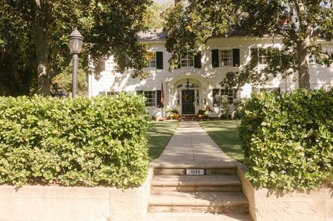 Michael Myers House, Spanish Style Mansion, Gamble House, South Pasadena, What If Questions, American Cities, Big Adventure, Filming Locations, Father Of The Bride