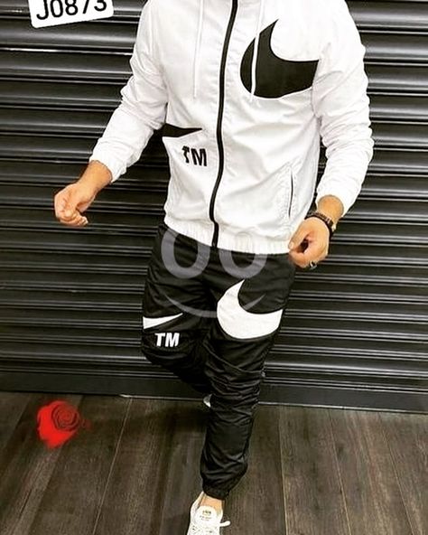 ❤️Brand Nike❤️ 🔥 Dryfit tracksuit premium quality🔥 💥 M to XXL proper standard sizes available✅✅ ❌NO COD❌ 💫💫Store article 💫💫 DM 📩 me for orders Dm Me, Premium Quality, Mens Outfits, Nike, Quick Saves