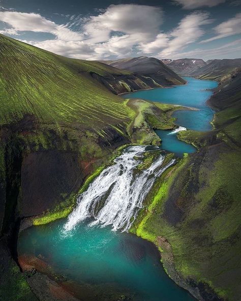 Icelandic Highlands, Destination Voyage, Alam Yang Indah, Places Around The World, Most Beautiful Places, Aerial View, Scandinavia, Amazing Nature, Nature Pictures