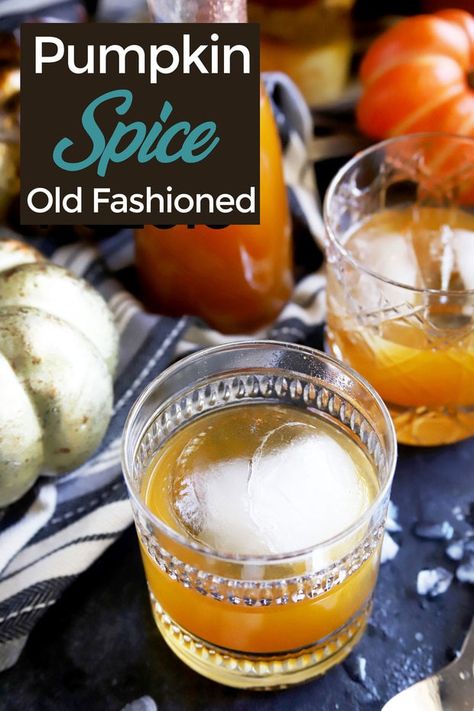 Kick off September with a Pumpkin Spice Bourbon Old Fashioned! Pumpkin spice simple syrup takes this classic bourbon old fashioned to a whole new level of fall flavor. It's pumpkin and spice and everything nice! Pumpkin Spice Cocktail, Bourbon Old Fashioned, Simple Syrup Cocktails, Frozen Cocktail Recipes, Drink Recipes Nonalcoholic, Pumpkin Spice Syrup, Fall Cooking, Fall Cocktails, Old Fashioned Recipes