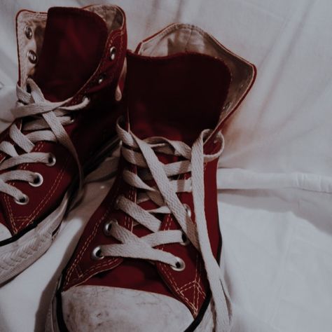 @𝒗𝒂𝒔𝒈𝒖𝒆𝒕𝒕 Converse Shoes High Top, The Flash Barry Allen, Robin Buckley, Flash Barry Allen, Converse Platform, Max Mayfield, Wally West, Young Avengers, Barry Allen