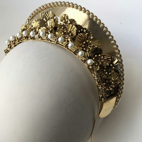 Lelet Ny, قلادات متدلية, Modern Luxe, Hair Things, Gra O Tron, Headpiece Jewelry, Crystal Tiaras, Expensive Jewelry, Fancy Jewellery