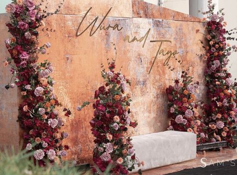 Maroon Decor Wedding, Dekor Lamaran, Wedding Maroon, Engagement Decoration, Flower Floor, Stage Ideas, Engagement Decor, Photo Area, Wedding Color Pallet