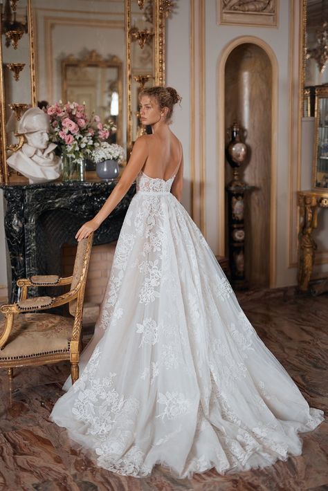 Long Wedding Dress, Lace Applique Wedding Dress, Applique Wedding Dress, Dream Wedding Ideas Dresses, Wedding Dresses Strapless, Ivory Wedding Dress, Princess Wedding, Gowns Of Elegance, Long Wedding Dresses