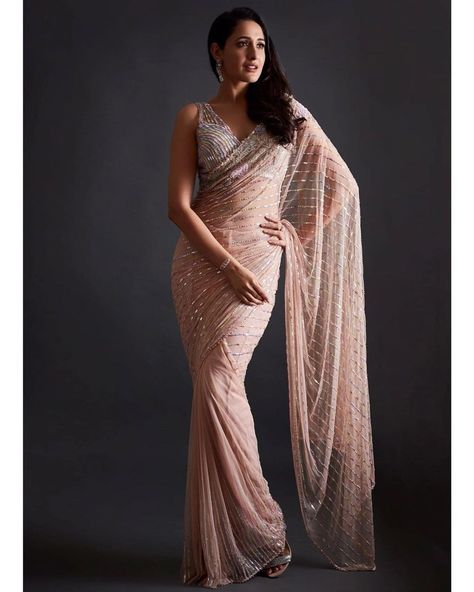 Saree For Graduation, Glitter Saree, Pragya Jaiswal, Saree With Belt, Indian Women Fashion, Sequin Saree, Floral Print Sarees, Fancy Sarees Party Wear, Modern Saree