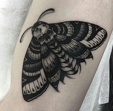 We’ve gathered 60+ moth tattoo designs for different body parts for your inspiration. Bonus: real meanings for each tattoo idea in our article. Moth Tattoo Meaning, Moth Tattoo Design, Shin Tattoo, Insect Tattoo, Flame Tattoos, Sacred Geometry Tattoo, Geometry Tattoo, Fire Tattoo, Moth Tattoo