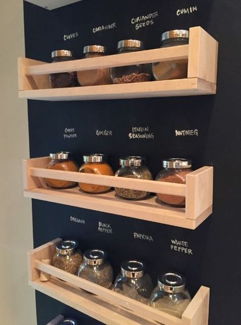 Reka Bentuk Bilik Tidur, Organiser Cucina, Blackboard Paint, Ikea Spice Rack, Decor Ikea, Spice Racks, Diy Kitchen Storage, Spice Storage, Spice Rack