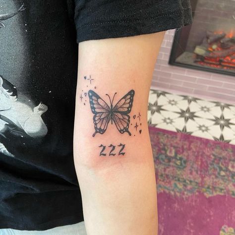 Amy 💖Supersweet Tattoos LA💖 on Instagram: “Butterfly and numbers. 👀👀 . . . . . . . . . . #butterflytattoo #angelnumbers #tattoo #tattooideas #armtattoo #losangelestattooartist…” Butterfly Angle Number Tattoo, 1111 Butterfly Tattoo, 222 Tattoo Butterfly, Butterfly Birth Year Tattoo, 888 Butterfly Tattoo, Butterfly 222 Tattoo, 222 Butterfly Tattoo, Butterfly Angel Number Tattoo, 222 Butterfly