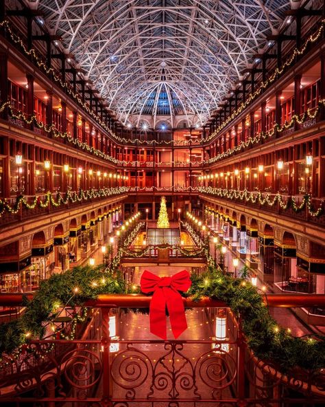 Cleveland Christmas, Cleveland Arcade, Old Arcade, Christmas In The City, Happy Thursday, Holiday Photos, Cleveland, The Old, Ohio