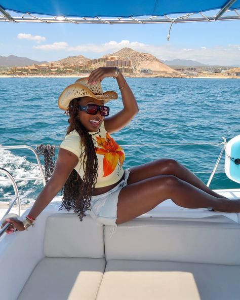 rock the boat 🛥️ • • • • • • • • #nycfashion #microinfluencer #nycfashioncreator #fashionlooks #fashion #blackgirlfashion #aestheticposts #outfitoftheday #discoverunder10k #blackgirlmagic #nycstyle #styleinfluencer #ootdmagazine #dazzlehaven #discoverunder20k #stylelookbook #explorepage #aestheticpics #aestheticfashion #dailylooks #nycmicroinfluencer #fashioncreator #outfitinspo Rock The Boat, Fashion Creator, August 19, Influencers Fashion, Nyc Fashion, Fashion Lookbook, The Boat, Aesthetic Fashion, Aesthetic Pictures