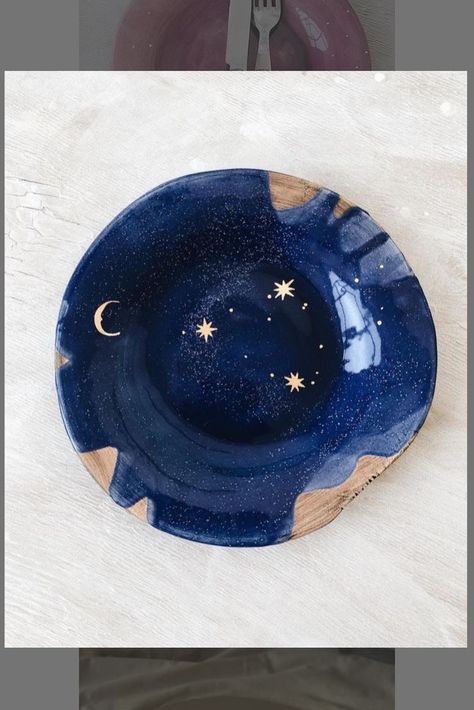 Pottery Painting Night Sky, Celestial Pottery Painting Ideas, Astrology Pottery, Moon Pottery Painting, Celestial Ceramics, Space Ceramics, Moon Pottery, Ceramic Moon, Diy Pottery Painting