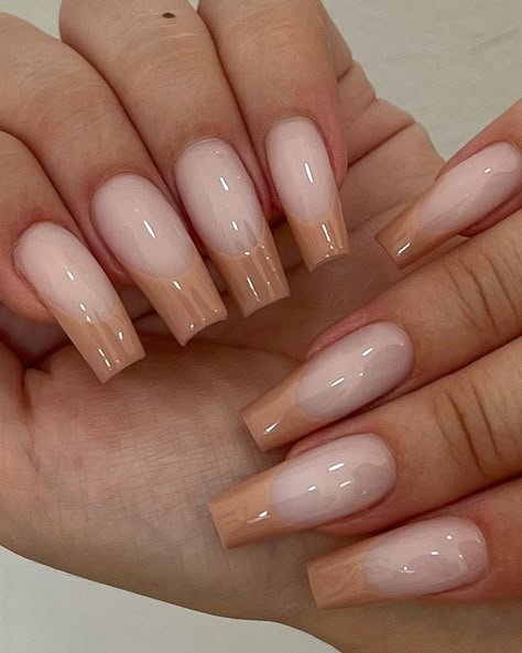 35 Simple nail art to inspire you Baddie Gel Nails Short, Beige Nails Design, Minimalist Nail, Cute Nails For Fall, Tapered Square, Beige Nails, Nail Sets, Unique Acrylic Nails, Ballerina Nails