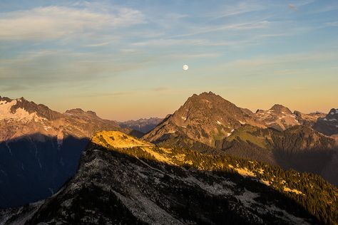 . Cascade Mountains, North Cascades, Blue Mountain, Mountain Range, Mountain View, High Quality Art Prints, Find Art, Framed Artwork, Grand Canyon