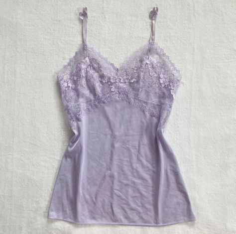 Purple Style Outfit, Light Purple Clothes, Purple Aesthetic Outfits, Purple Clothes Aesthetic, Light Purple Outfit, Lilac Coquette, Mermaid Core Outfit, Gilmore Girls Clothing, Purple Shirt Outfit