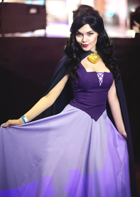 Ursula Vanessa Costume, Ursula Inspired Dress, Vanessa Disneybound, Disney Villains Cosplay, Vanessa Little Mermaid Costume, Vanessa Cosplay, Ursula As Vanessa Costume, Disney Bounding Ursula, Villans Costumes