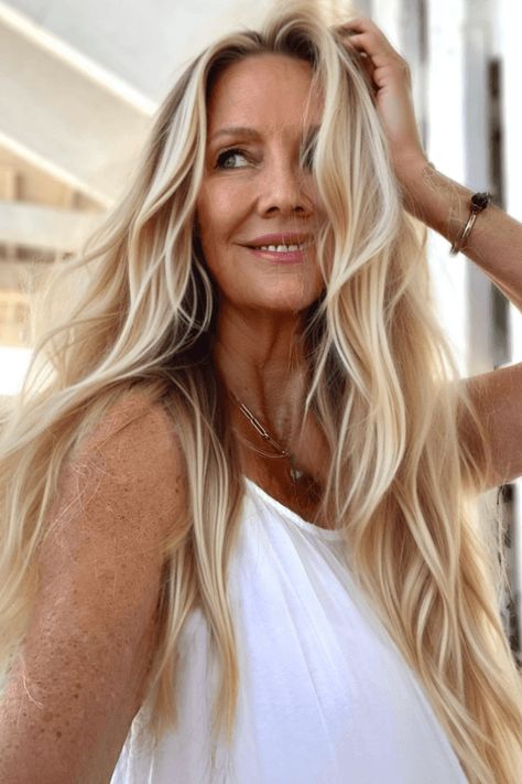 long hairstyles, hairstyles for women over 50, elegant hair Elegant Long Hairstyles, Long Hair Older Women, Inspiring Hairstyles, Side Bangs Hairstyles, Light Blonde Highlights, Hairstyles For Older Women, Hair Older Women, Hair Flow, Radiate Confidence