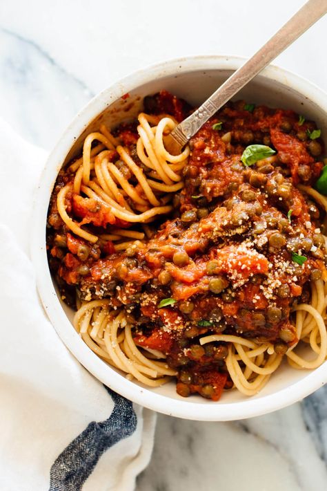 Cookie And Kate, French Green Lentils, Marinara Recipe, Homemade Marinara, Vegetarian Pasta, Lentil Recipes, Healthy Pastas, Easy Pasta Recipes, Meat Sauce