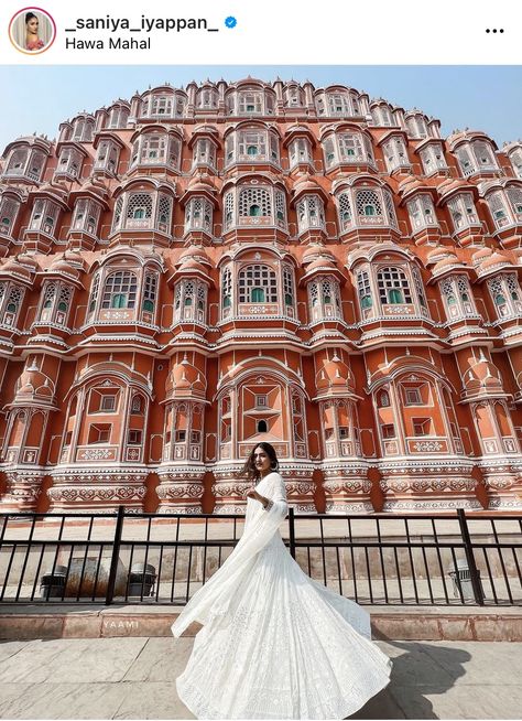 Trip Outfit Summer, Jaipur Travel, India Travel Places, Travel Pose, Vacation Outfits Women, Travel Infographic, Travel Pictures Poses, Trip Outfits, Photography Posing Guide