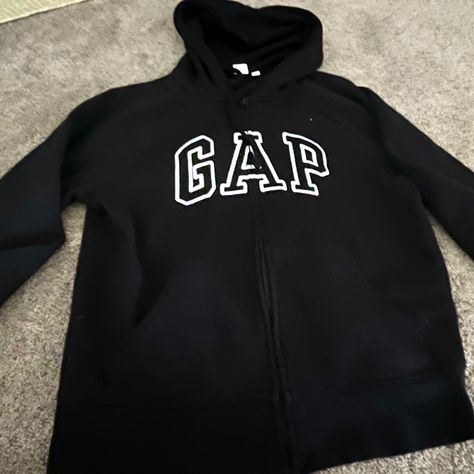 Black And White Gap Hoodie, Never Worn, Good Quality, I Just Didn’t Like The Style Of This Hoodie Personally But It’s Very Trendy And Can Match With Anything, Also Very Comfortable But I Never Wore It. Camel Leather Jacket, Gap Hoodie, Black Leather Vest, Womens Khakis, Hoodie Xxl, Gap Jacket, Gap Sweater, Cropped Denim Jacket, Black Denim Jacket