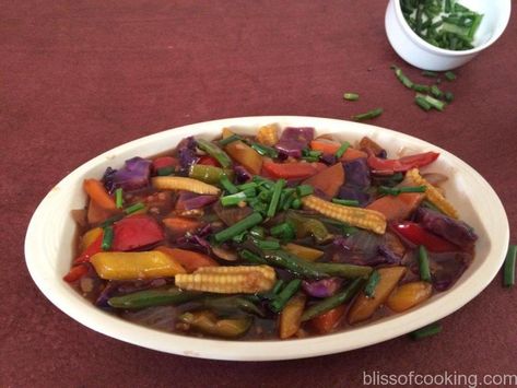 Stir Fried Vegetables In Oyster Sauce - Bliss of Cooking Recipes With Oyster Sauce, Frozen Broccoli Recipes, Stir Fried Vegetables, Veggie Stir Fry Recipes, Chinese Stir Fry, Asian Dinners, Broccoli Stir Fry, Vegetable Medley, Vegetable Dish