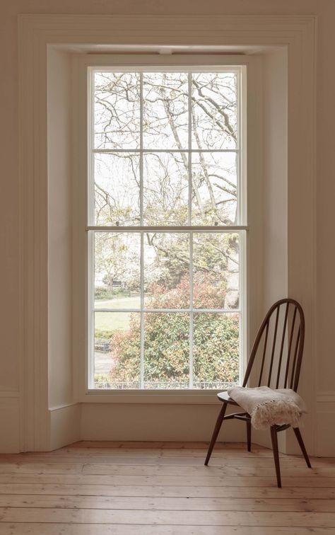 Georgian House by Architecture for London Modern Georgian Interiors, Georgian Panelling, Georgian London, Georgian Windows, Modern Georgian, Windows Treatments, Black Window Frames, Goals Board, Georgian Interiors